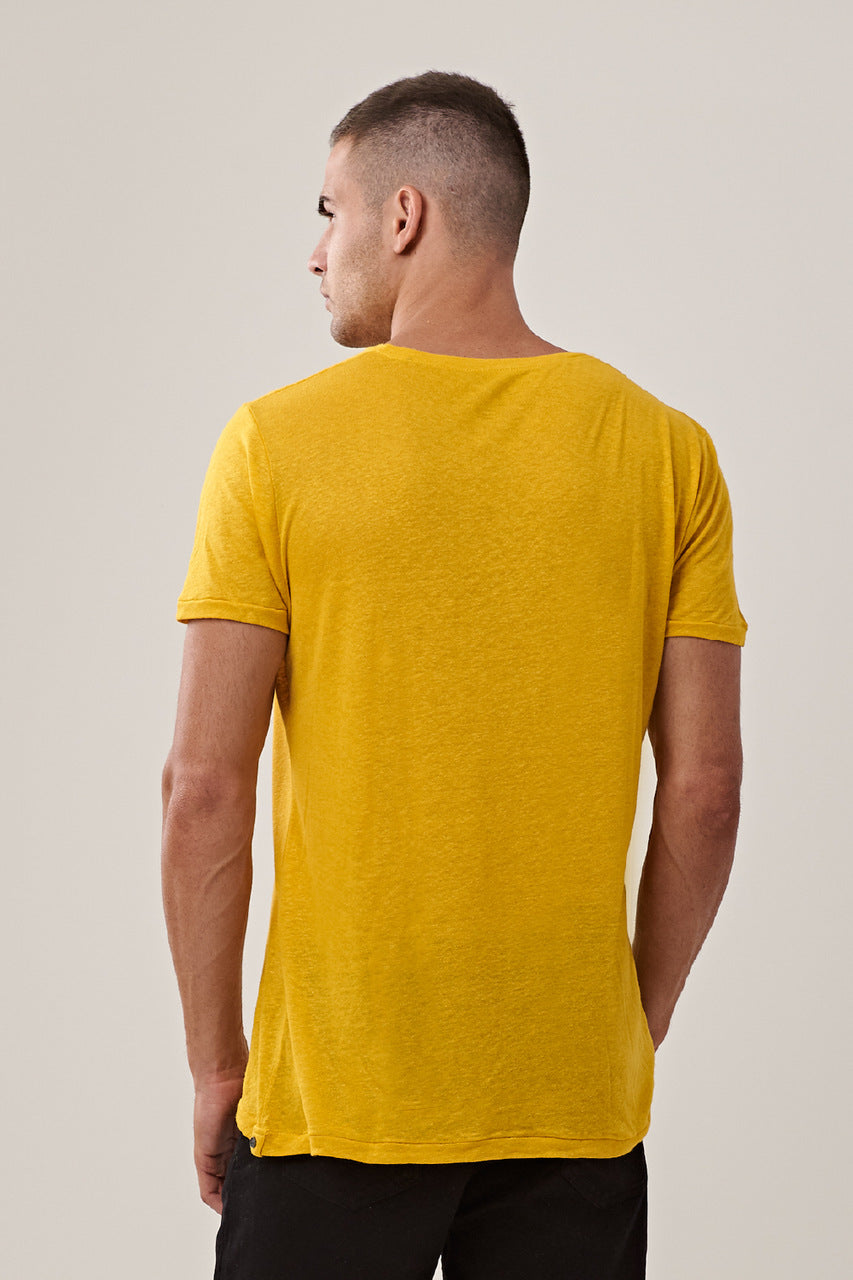AMARELO