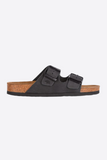 SANDALIA LE CORK LISBOA PRETO ESTONADO FIVELA PRETA